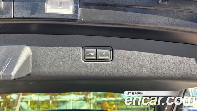 Genesis GV70 2021 — photo 7