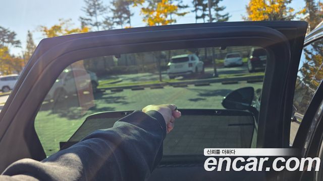 Genesis GV70 2021 — photo 16