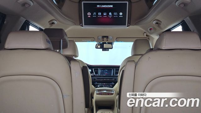 Kia Canival 2017 — photo 25