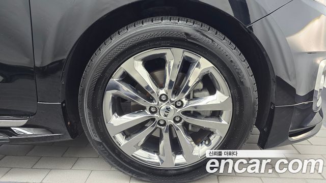 Kia Canival 2017 — photo 7