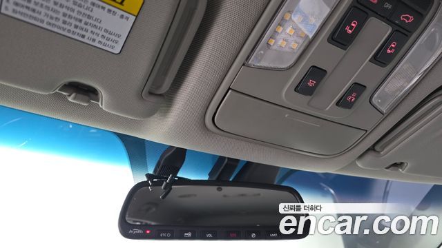 Kia Canival 2017 — photo 19