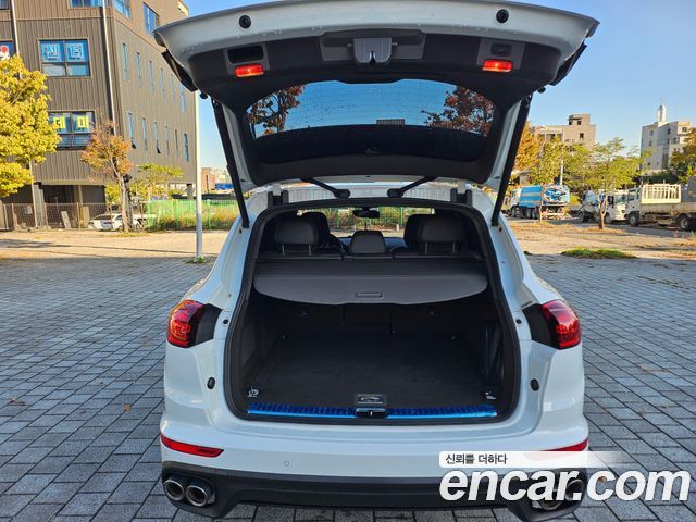Porsche Cayenne 2015 — photo 11