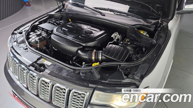 Jeep Cherokee 2019 — photo 6