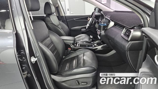 Kia Sorento 2018 — photo 12