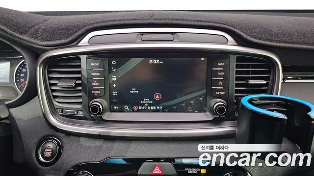 Kia Sorento 2018 — photo 15