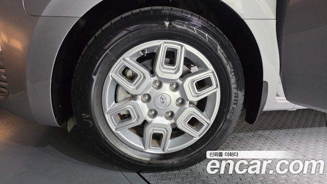 Hyundai Staria 2022 — photo 5