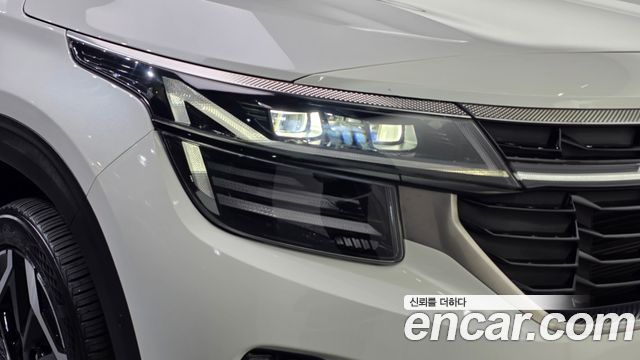 Kia Seltos 2024 — photo 8