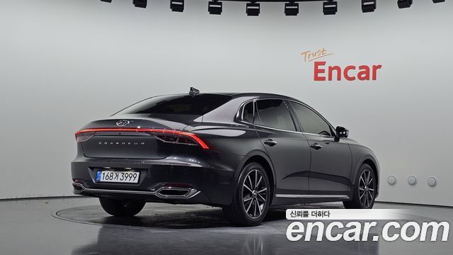 Hyundai Grandeur 2022 — photo 2