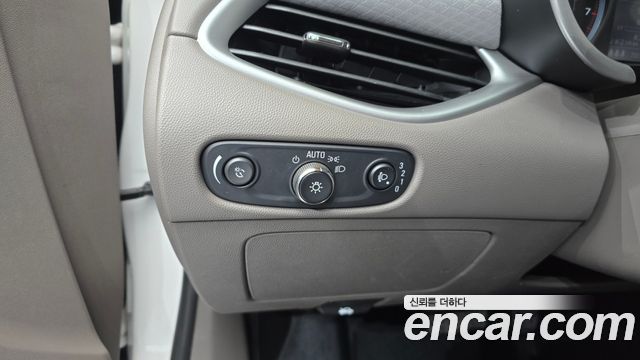 Chevrolet Korea Malibu 2018 — photo 22