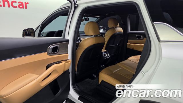 Kia Sorento 2023 — photo 16