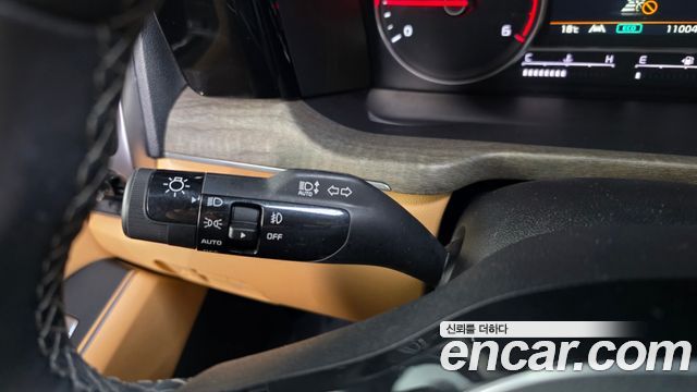 Kia Sorento 2023 — photo 36