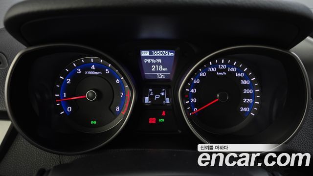 Hyundai i30 2016 — photo 11