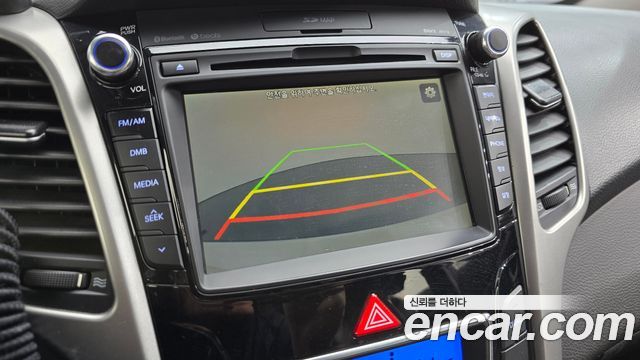 Hyundai i30 2016 — photo 20