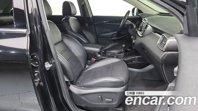 Kia Sorento 2016 — photo 11