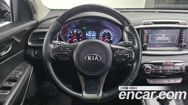 Kia Sorento 2016 — photo 13