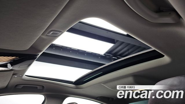 BMW 5-Series 2021 — photo 18