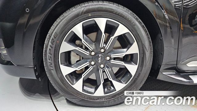 Kia Canival 2022 — photo 5