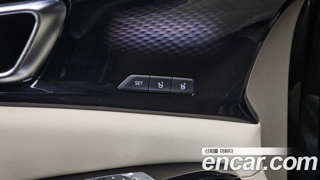 Kia Canival 2022 — photo 29