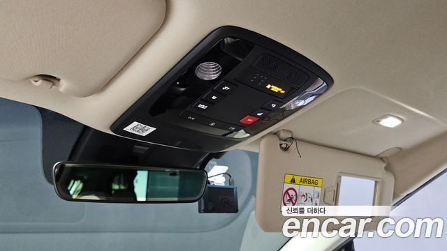 Kia Canival 2022 — photo 36