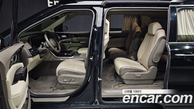 Kia Canival 2022 — photo 39