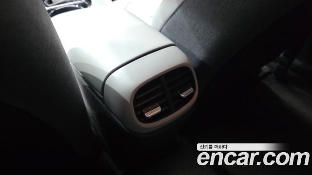 Hyundai AVANTE 2022 — photo 29