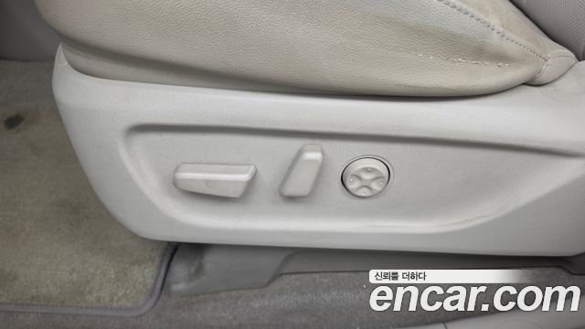 Kia Canival 2018 — photo 30