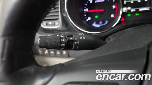 Kia Canival 2018 — photo 33