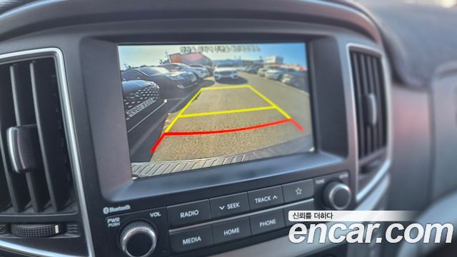 Hyundai Starex 2020 — photo 11