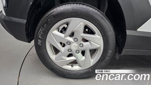 Hyundai Kona 2023 — photo 7