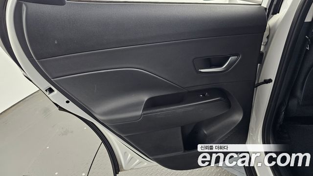 Hyundai Kona 2023 — photo 15