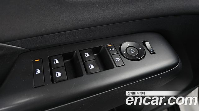 Hyundai Kona 2023 — photo 27