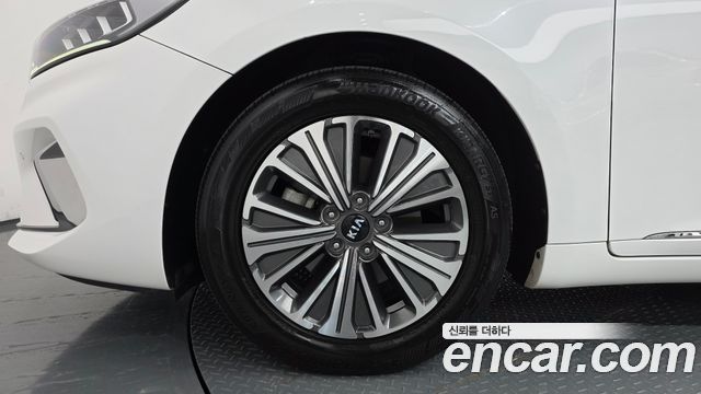Kia K7 2021 — photo 5