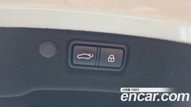 Kia K7 2021 — photo 23