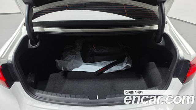 Kia K7 2021 — photo 24