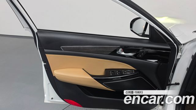 Kia K7 2021 — photo 14
