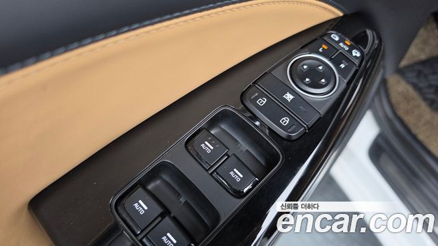 Kia K7 2021 — photo 28