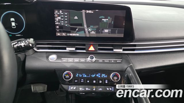 Hyundai AVANTE 2021 — photo 19