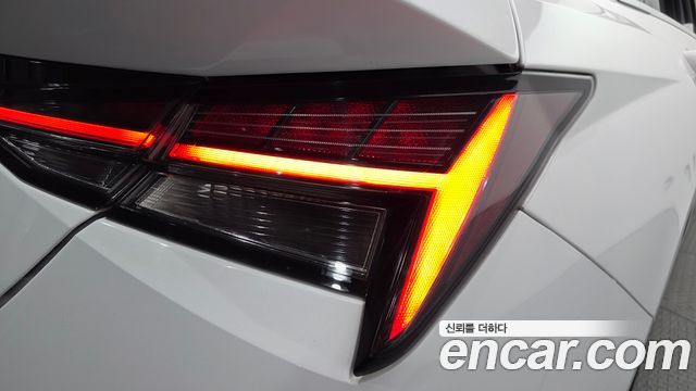 Hyundai AVANTE 2021 — photo 9