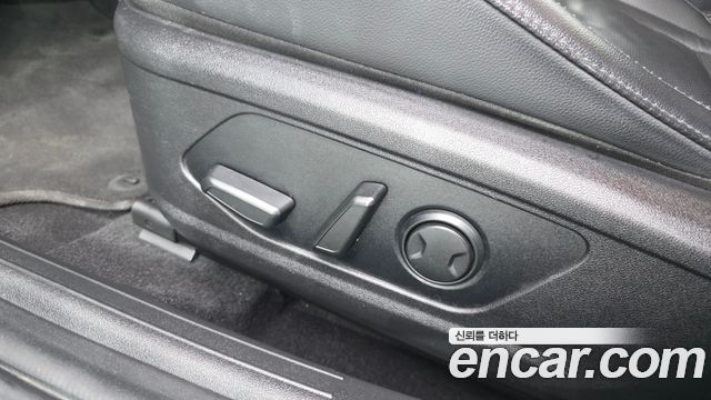 Hyundai AVANTE 2021 — photo 31