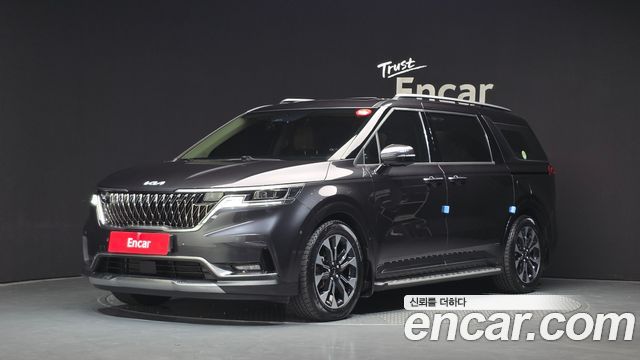 Kia Canival 2022 — photo 1