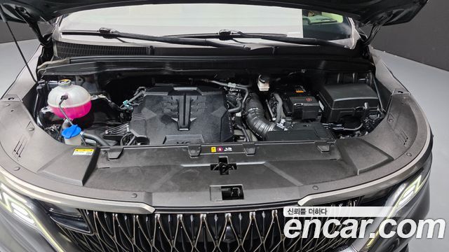 Kia Canival 2022 — photo 6