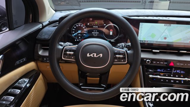 Kia Canival 2022 — photo 18