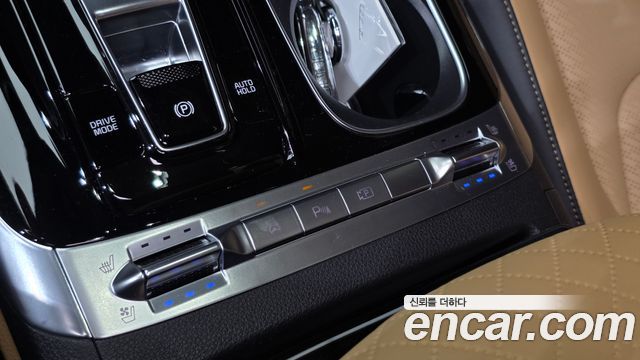Kia Canival 2022 — photo 25