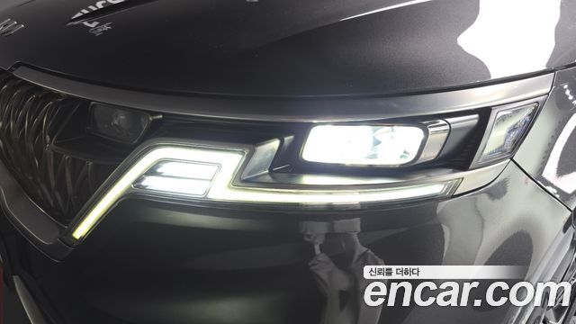Kia Canival 2022 — photo 8