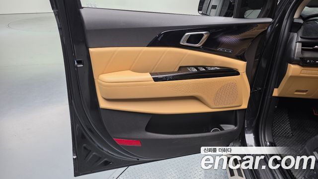 Kia Canival 2022 — photo 14