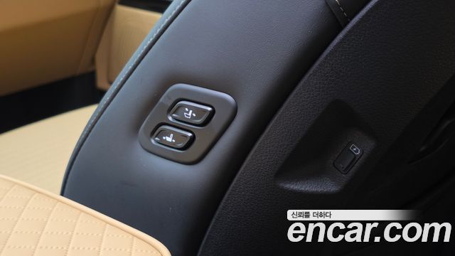 Kia Canival 2022 — photo 30