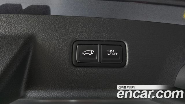 Kia Canival 2022 — photo 33
