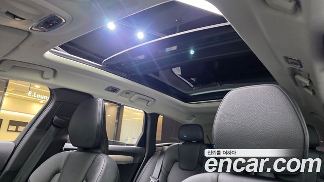 Volvo V90 2021 — photo 24