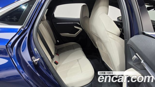 Audi A3 2023 — photo 17