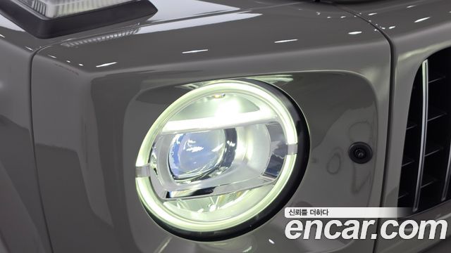 Mercedes-Benz G-Class 2021 — photo 8